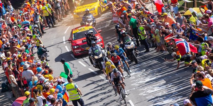 The Tour De France passes through Allemond – Stage 18 Vif – Courchevel_Allemond