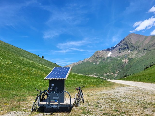 Charging station below the Col de Cluy